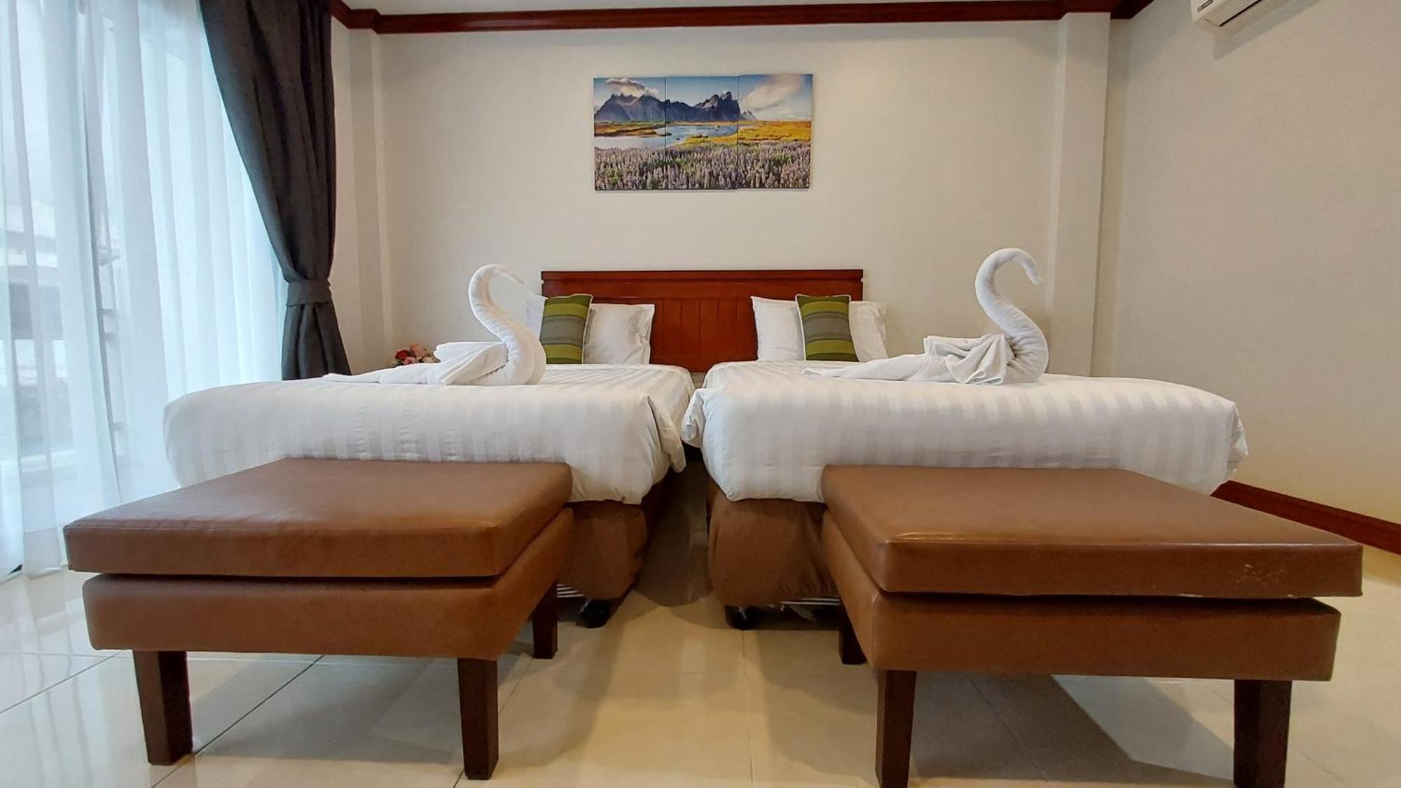 เบ็นเน็ุต เฮ้าส์ Hostel Patong ภายนอก รูปภาพ
