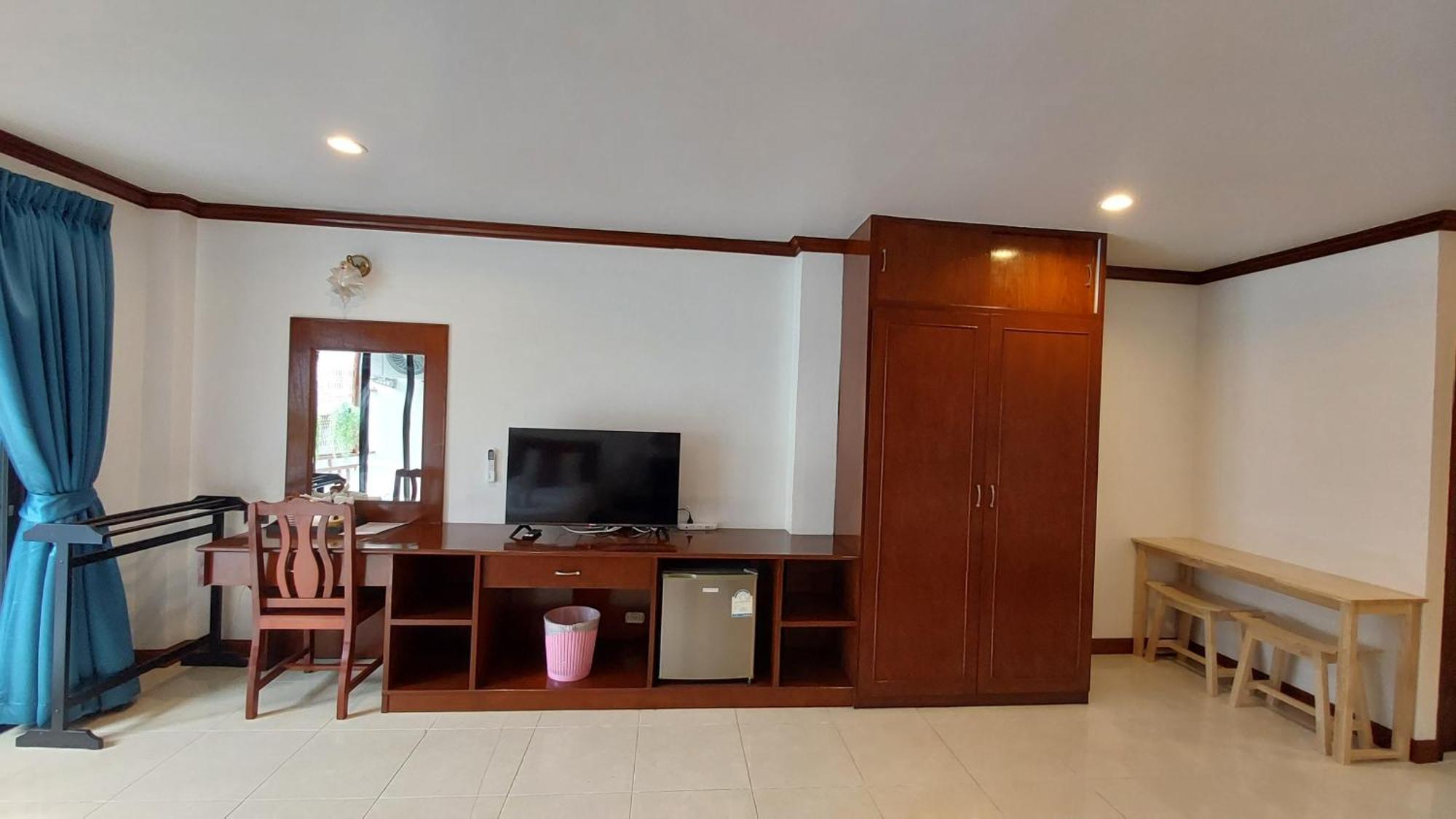 เบ็นเน็ุต เฮ้าส์ Hostel Patong ภายนอก รูปภาพ