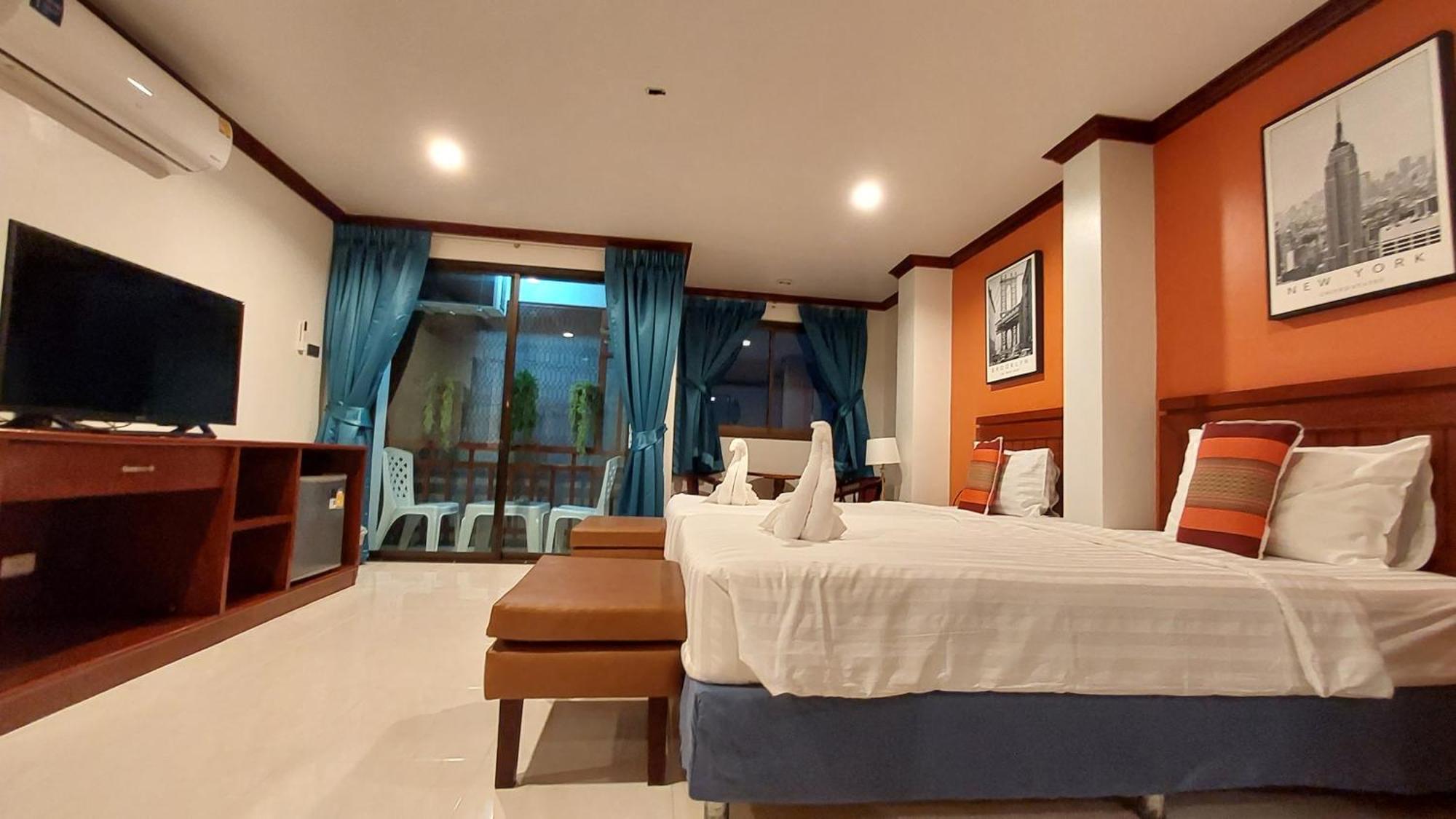 เบ็นเน็ุต เฮ้าส์ Hostel Patong ภายนอก รูปภาพ