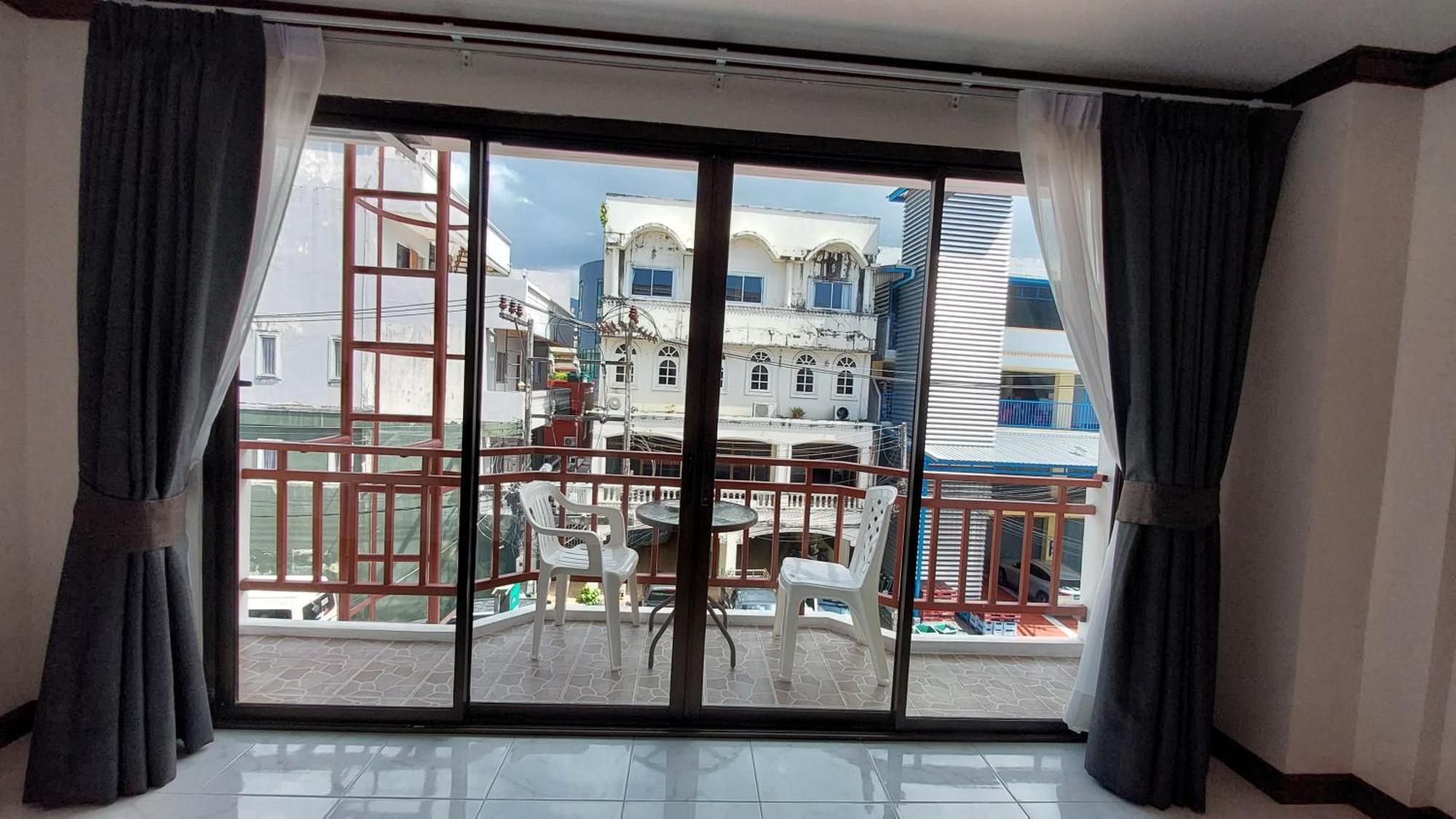 เบ็นเน็ุต เฮ้าส์ Hostel Patong ภายนอก รูปภาพ